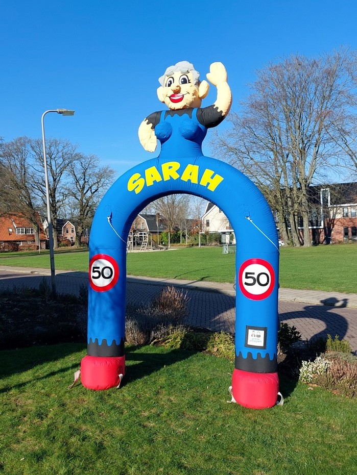 Opblaas Boog Sarah Cartoon