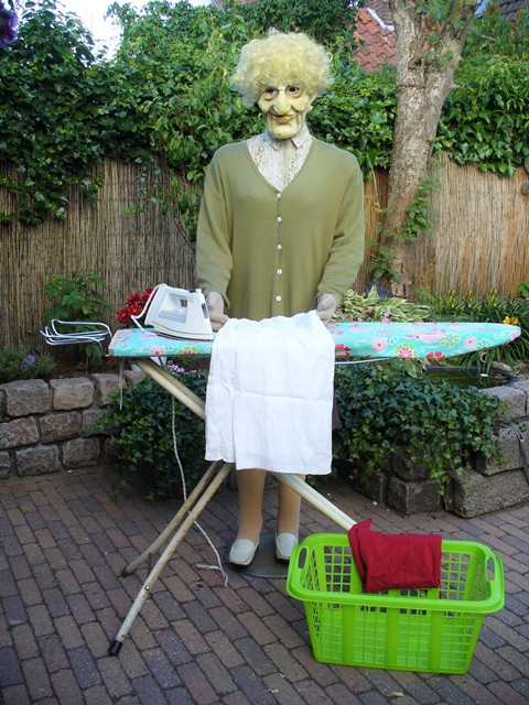 Sarah pop met Strijkplank